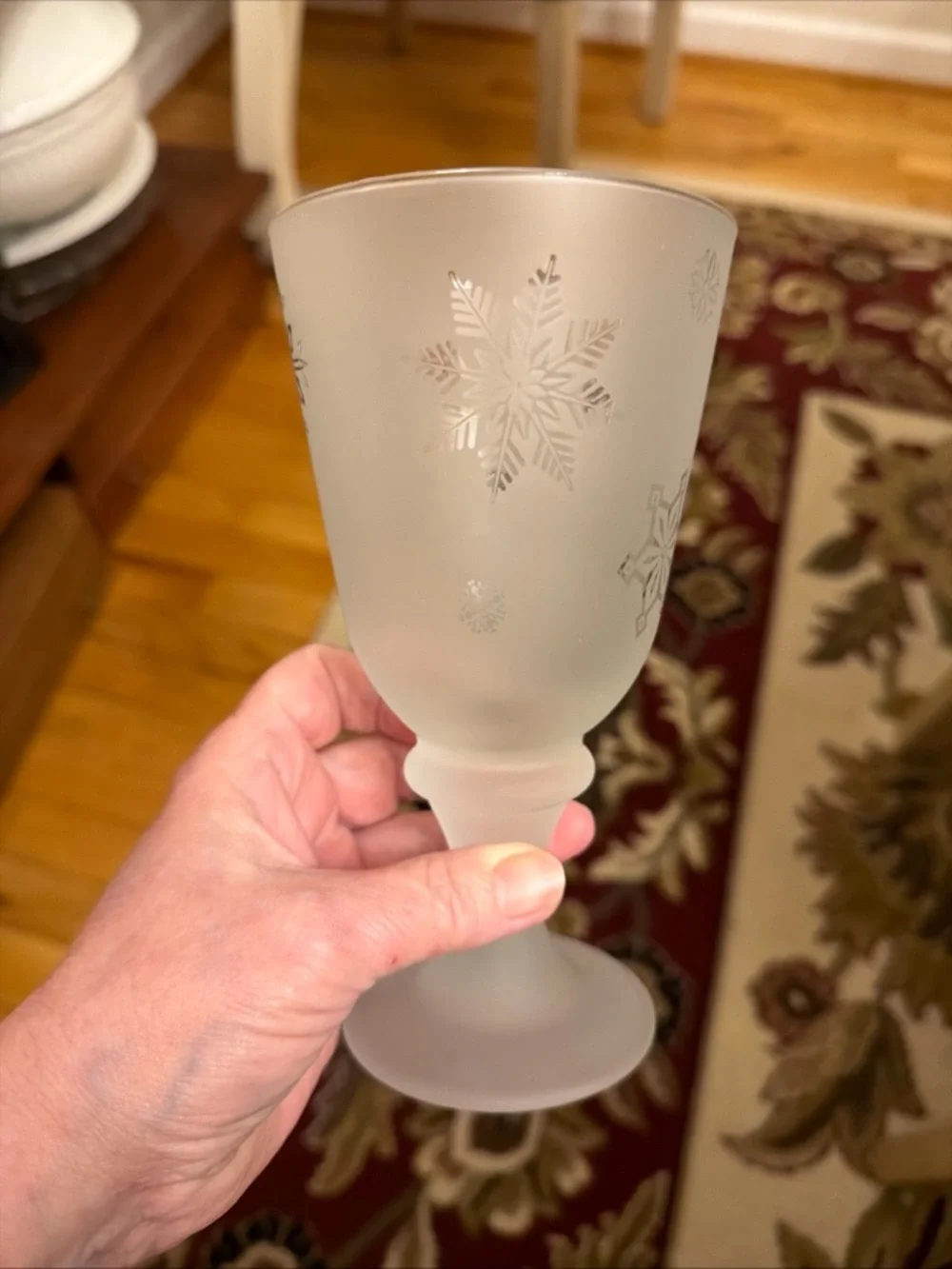 Frosted Snowflake Wine Goblets - Set of 6 vintage Libbey glass ware